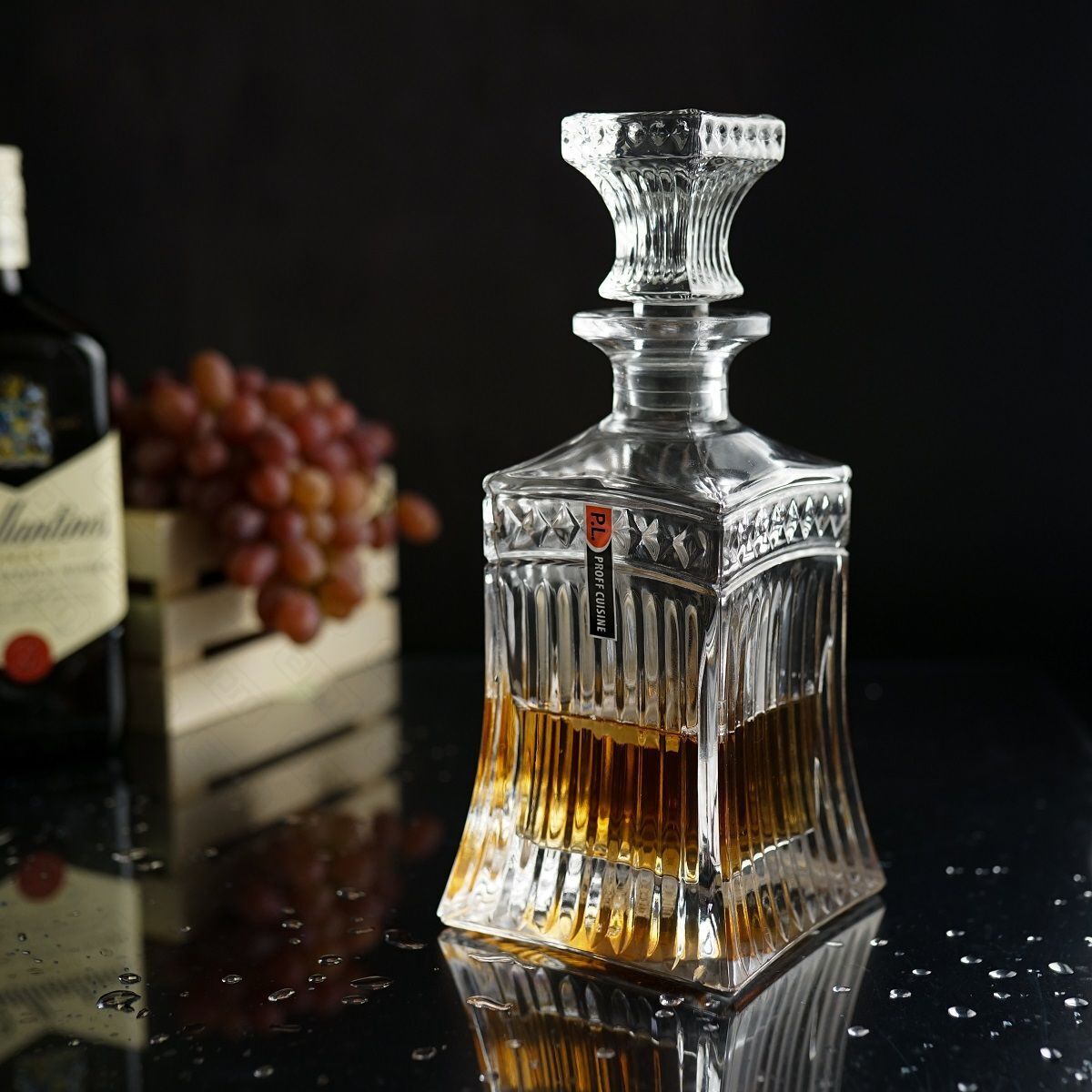 Штоф с крышкойGraph 500 мл стекло PL - BarWare