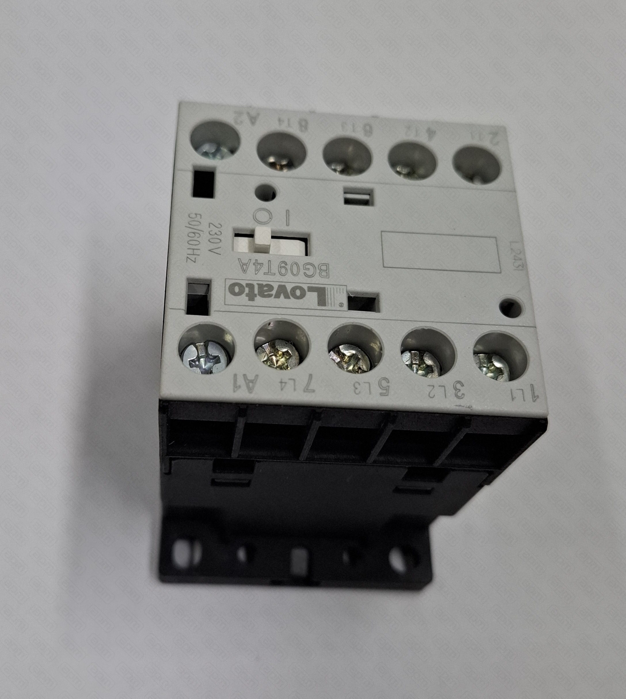 Контактор MINICONTACTOR 230V 5060HZ 4KW 4P